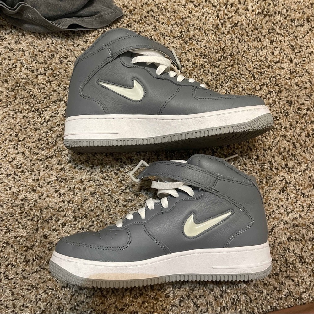 Nike Air Force 1 mid jewel QS’NYC-Cool Grey’